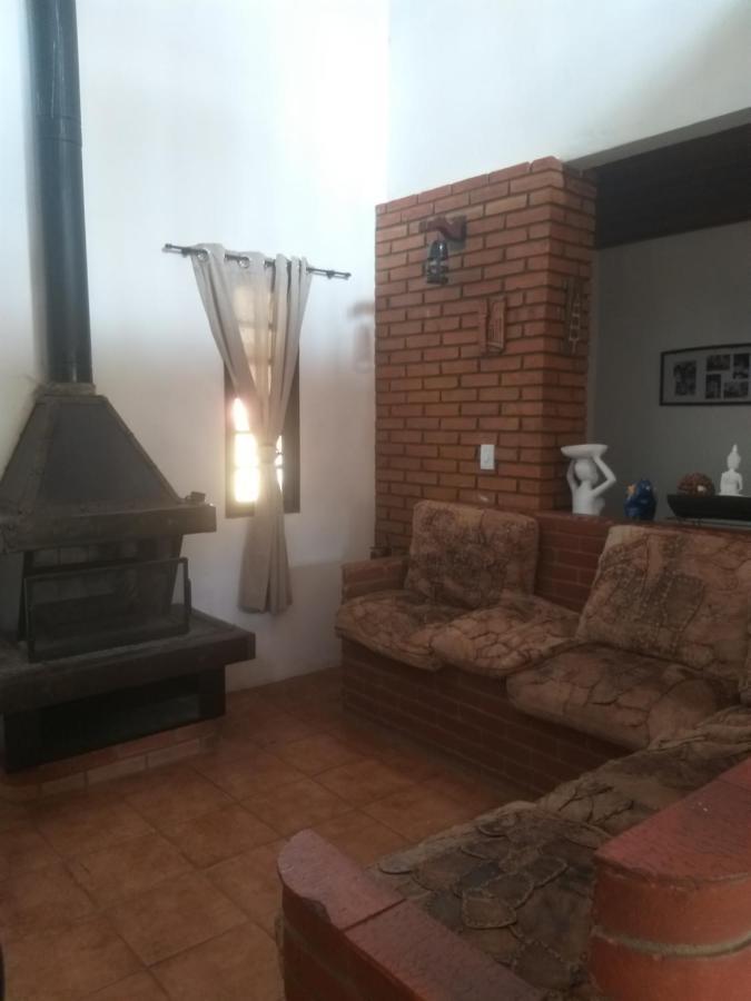 فيلا Casa Com Piscina - إتوبيفا المظهر الخارجي الصورة